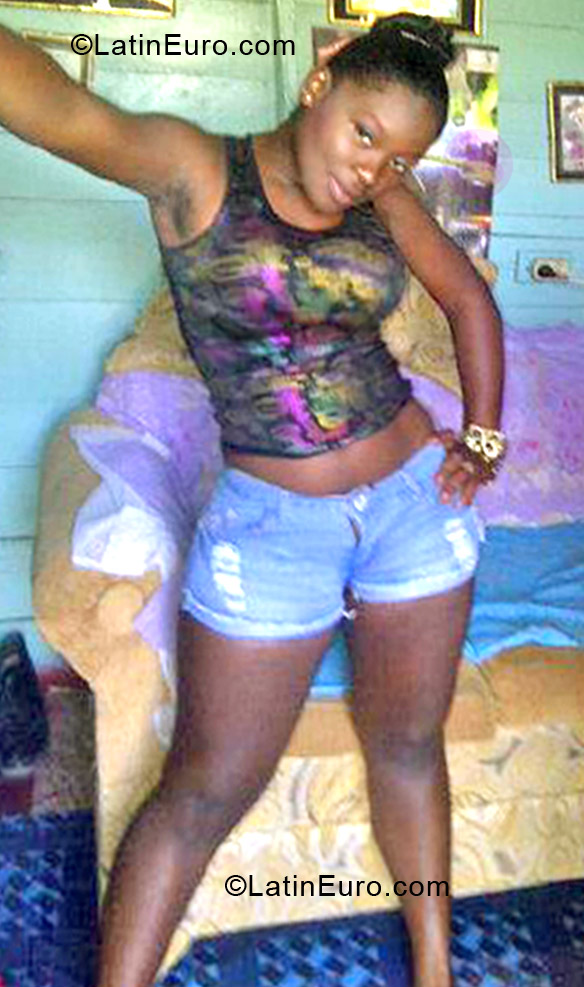 Date this delightful Jamaica girl Annakay from Montego Bay JM756