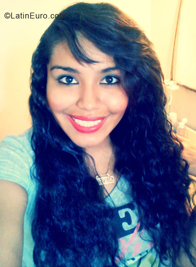 Date this young Mexico girl Magda from Linares Nuevo Leon MX755