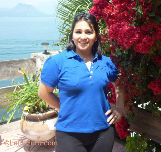 Date this hot Guatemala girl Sharily from Guatamala City GT43