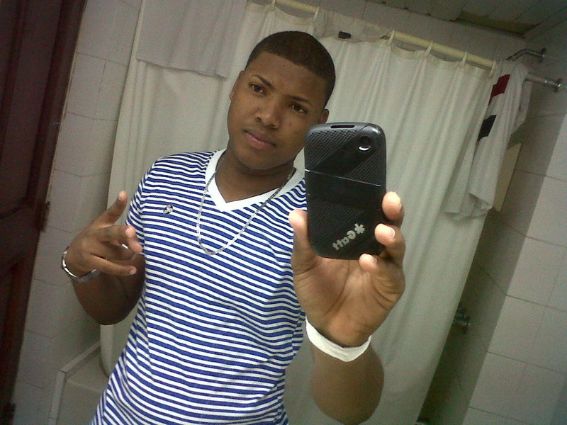 Date this nice looking Dominican Republic man Alberto from Santo Domingo DO12621
