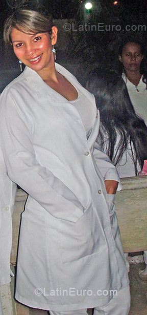 Date this funny Brazil girl Rosilda from Belem BR7139