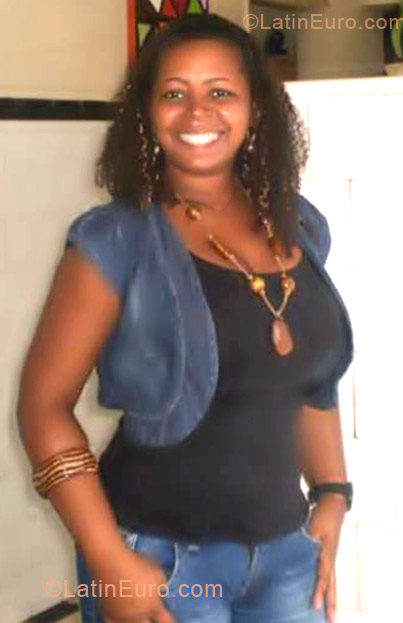 Date this foxy Brazil girl Maria Jose from Recife BR7142
