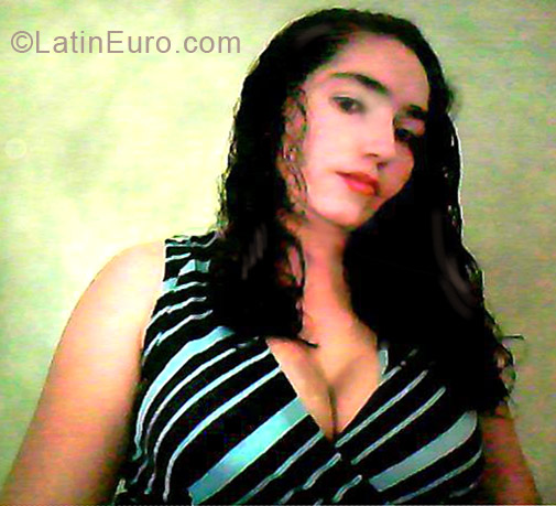 Date this hot Honduras girl Blanca from San Padro Sula HN767