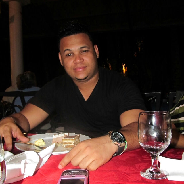 Date this stunning Dominican Republic man Howard from Santo Domingo DO12752