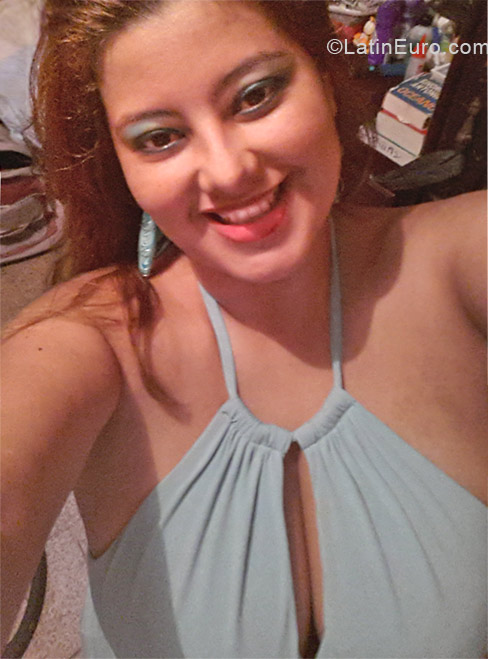 Date this gorgeous Honduras girl Rosario from Tegucigalpa HN797