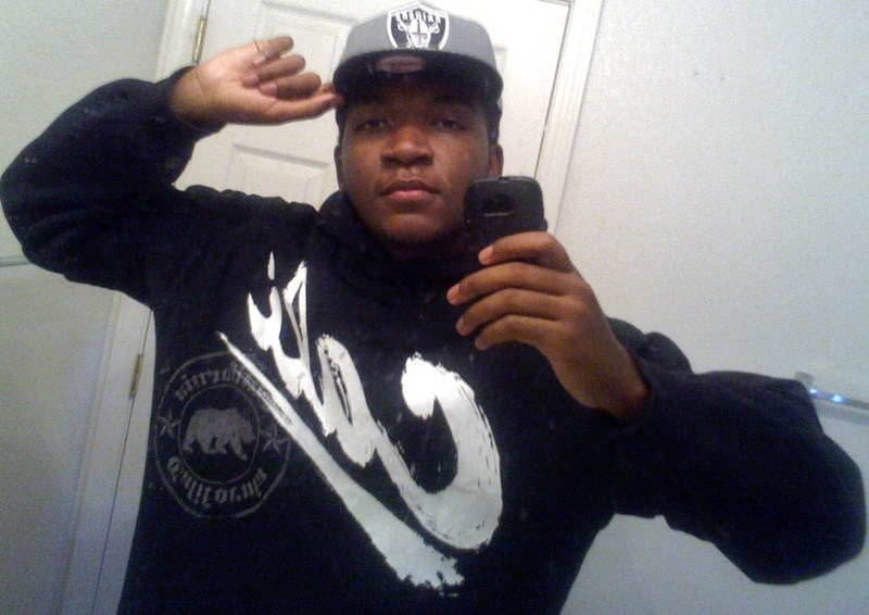 Date this voluptuous United States man Kci from Elk Grove US13735