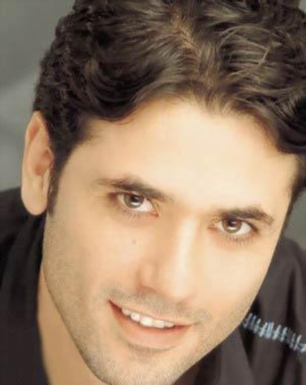 Date this hot United States man Adey from Houston US13751