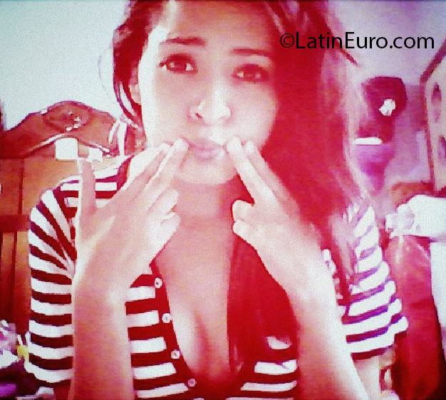 Date this lovely Mexico girl Aleesh from Saltillo MX811