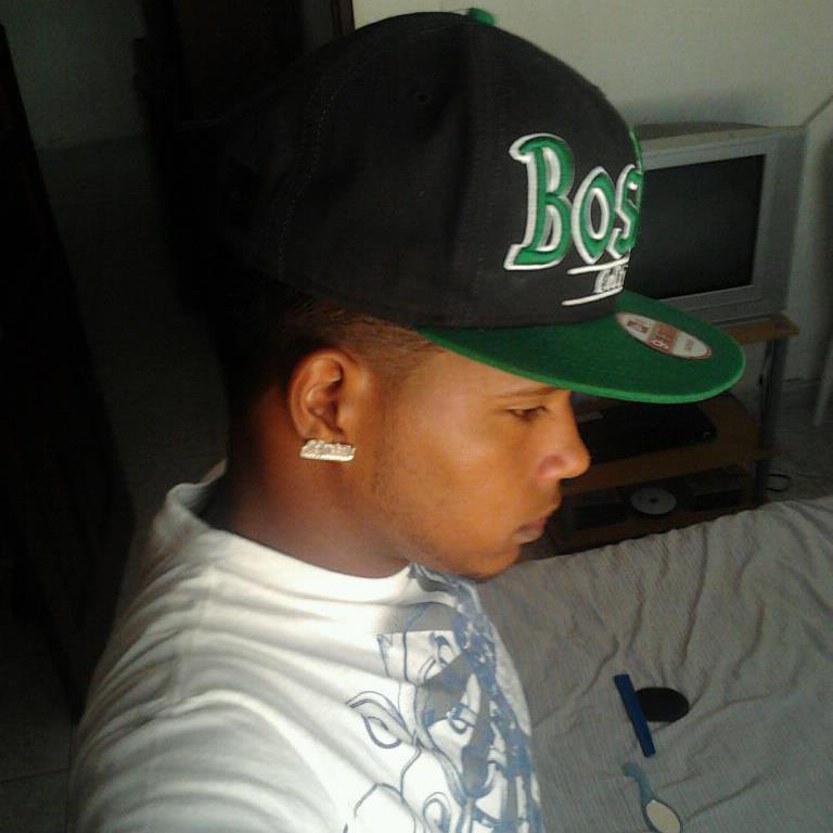 Date this exotic Dominican Republic man Ruben dario from La Vega DO13809