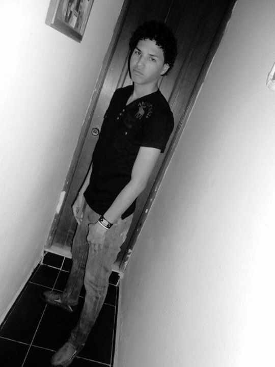 Date this nice looking Dominican Republic man Ariel Miguel from Santiago DO14020