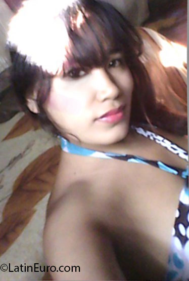 Date this fun Philippines girl Anne from Dumaguete PH542