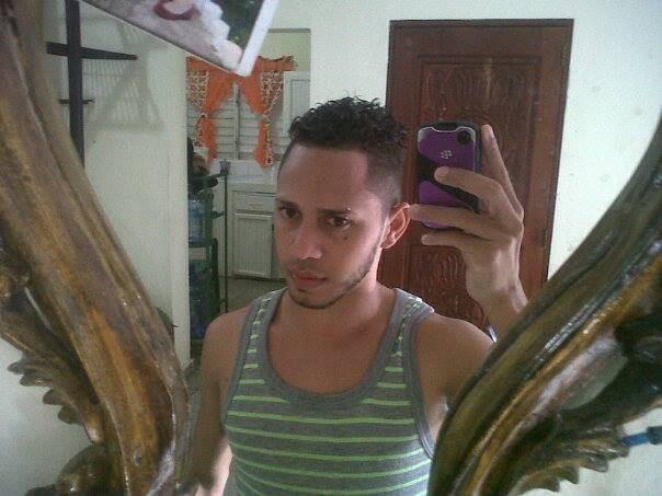 Date this exotic Dominican Republic man Manuel from La Vega DO14424