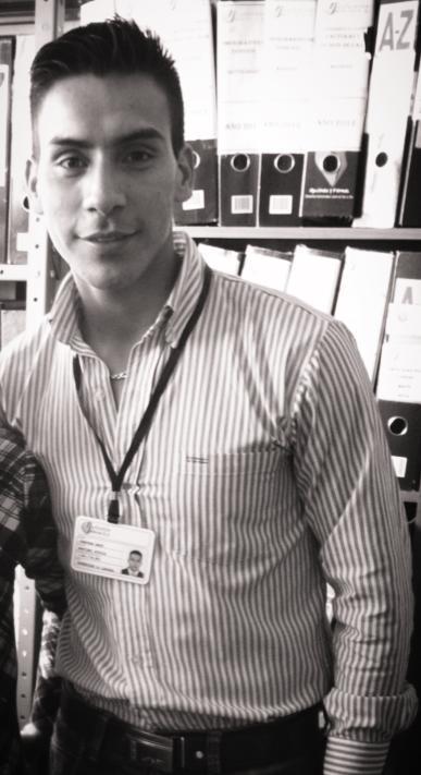 Date this good-looking Colombia man JONATHAN from Bogota CO12303