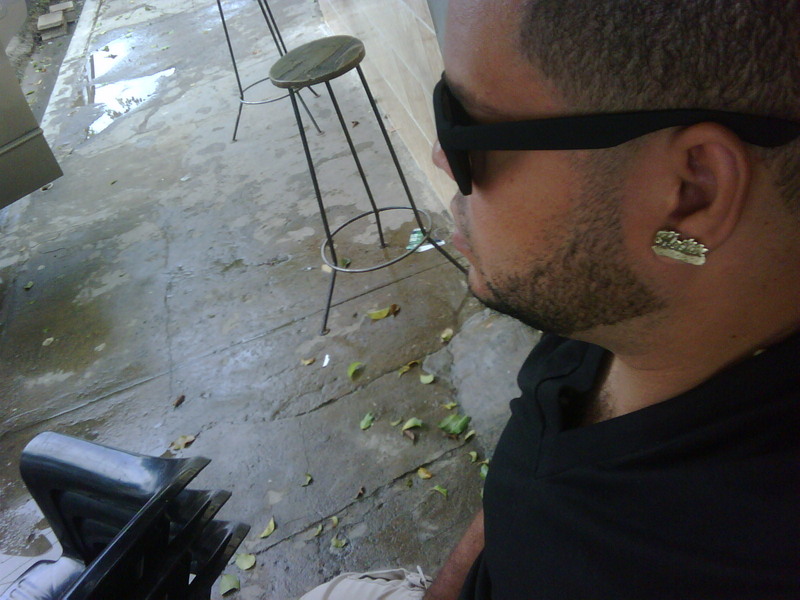 Date this tall Dominican Republic man HECTOR from La Vega DO15133