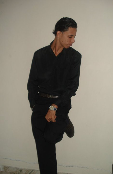 Date this fun United States man ROBERTO CARLOS from Santiago US14145