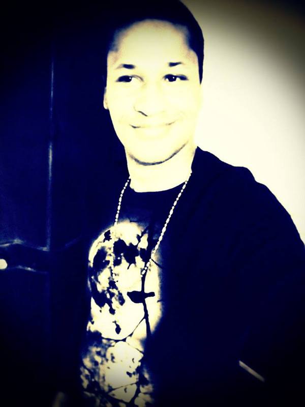 Date this happy Dominican Republic man Alexander from Santo Domingo DO15468