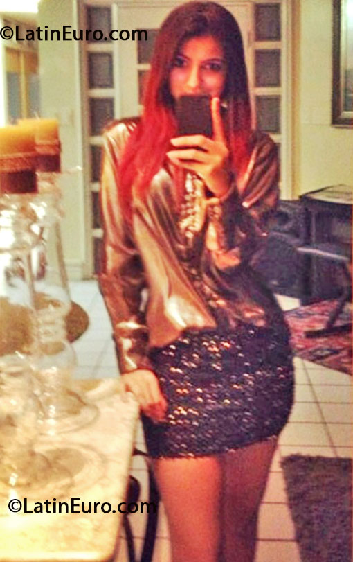 Date this foxy Brazil girl Nathalya from Joao Pessoa BR7811