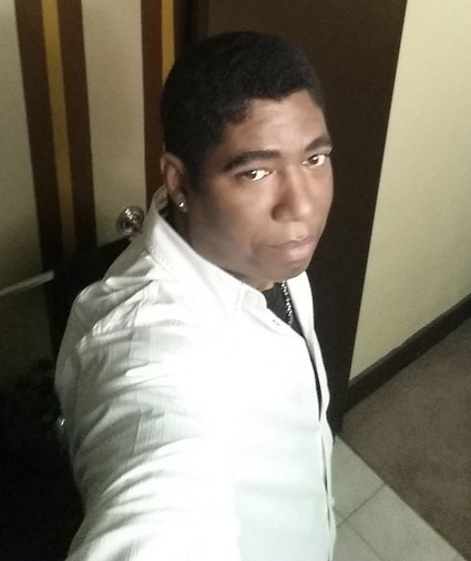 Date this exotic United States man EDWINN from St Louis US14525