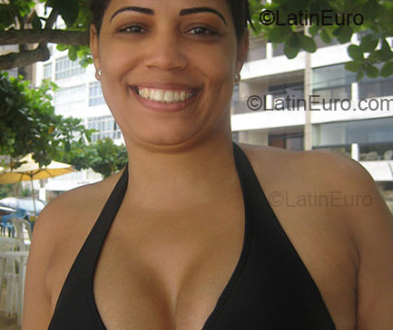 Date this attractive Brazil girl Selma from Sao Gabriel Da Palha BR8092