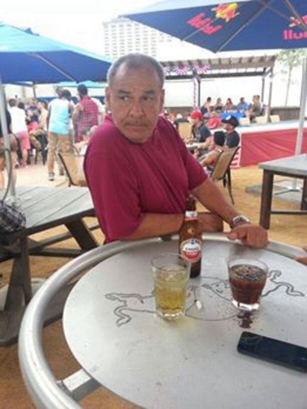 Date this foxy United States man Robert from Houston US14560