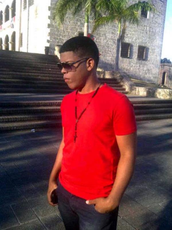 Date this funny Dominican Republic man Isac alberto from Santodomingp DO17540