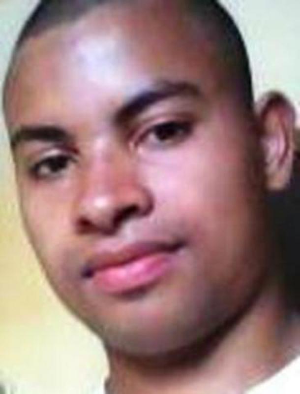 Date this happy Brazil man Rog&Atilde;&copy;rio from Belo Jardim BR8236