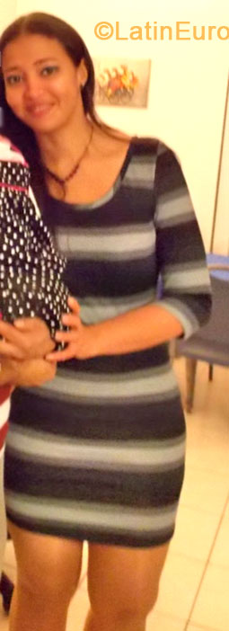 Date this foxy United States girl Angelica from Miami US15816