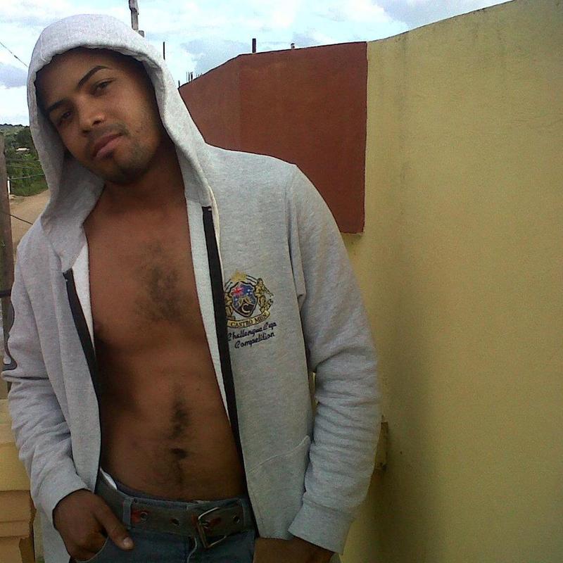Date this cute Dominican Republic man Melvin from Esperanza Domininca Republic DO17781