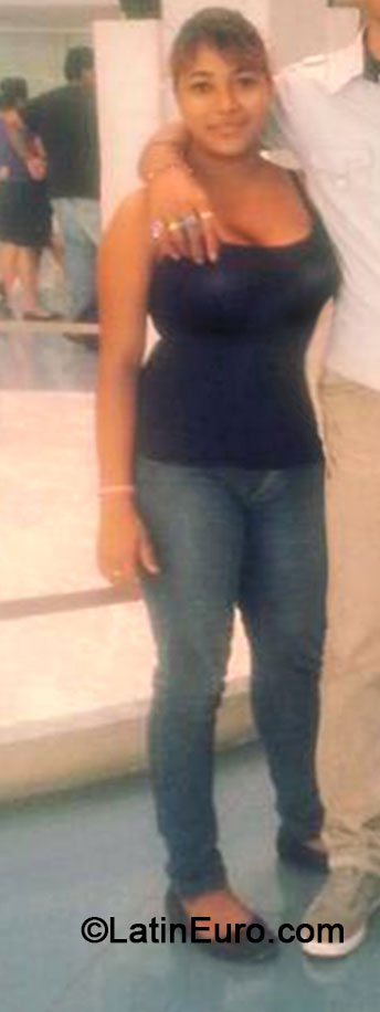 Date this athletic Nicaragua girl Kelliie from Chinandega NI159