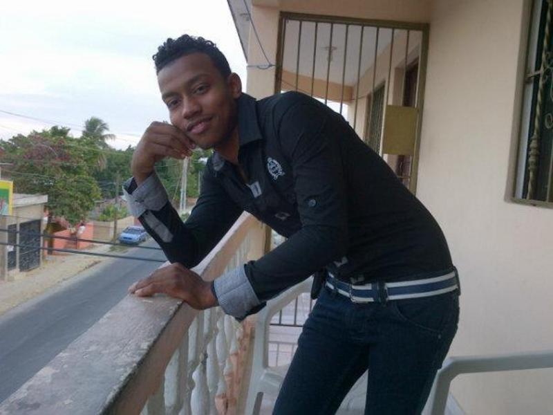 Date this sensual Dominican Republic man Yohayro from Santo Domingo DO18001