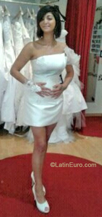 Date this good-looking France girl Sms from Grenoble FR228