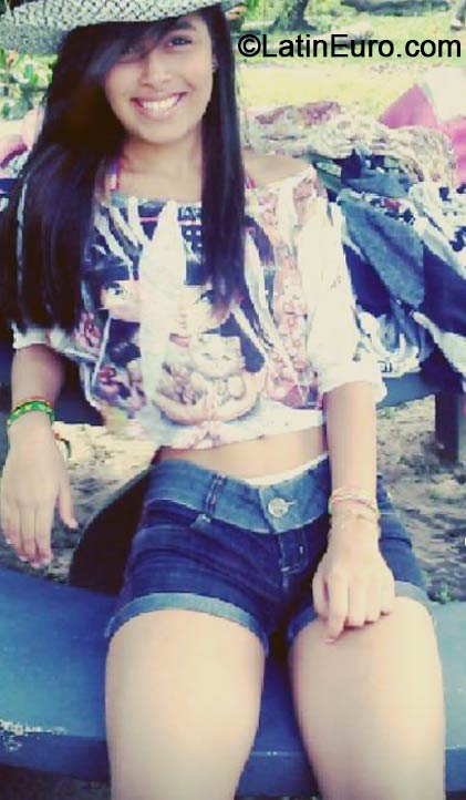 Date this georgeous Brazil girl Raianie from Manaus BR8596