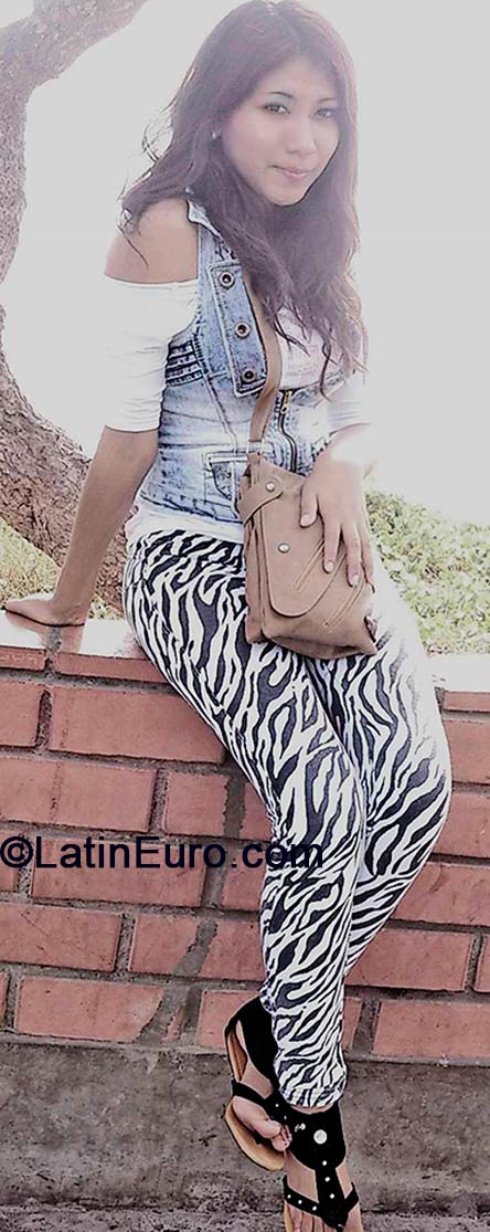 Date this hot Peru girl Rous from Lima PE924