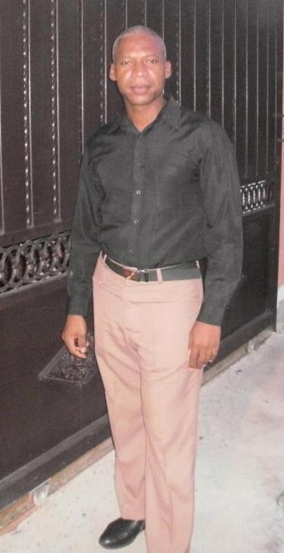 Date this exotic Dominican Republic man Roberto from Santo Domingo DO18531