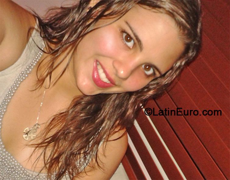 Date this tall Venezuela girl Gabriela from Caracas VE179
