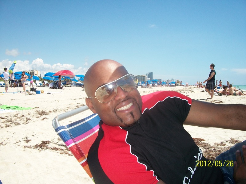 Date this pretty United States man 4u2c from St Petersburg PA409