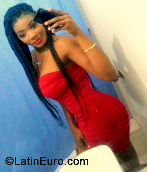 Date this young Jamaica girl Jeanell from Ocho Rios JM1624