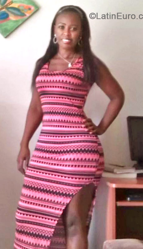 Date this young Colombia man Carlos from neiva CO15340