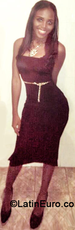Date this charming Jamaica girl Kadijia from Kingston JM1672