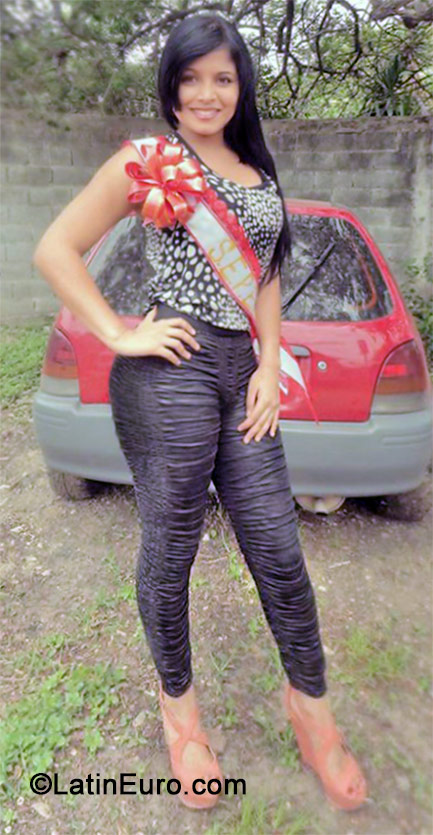 Date this funny Venezuela girl Alexa from Barquisimeto VE255