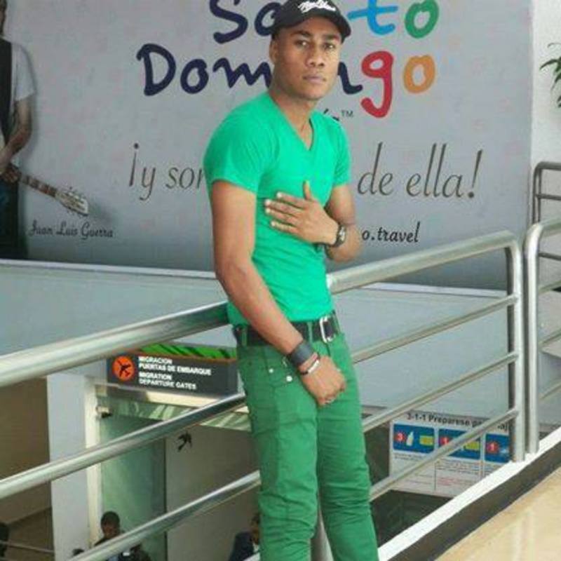 Date this cute Dominican Republic man Cajuste barthle from Santo Domingo DO19657
