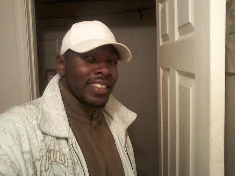 Date this athletic United States man D- from Hattiesburg US15388