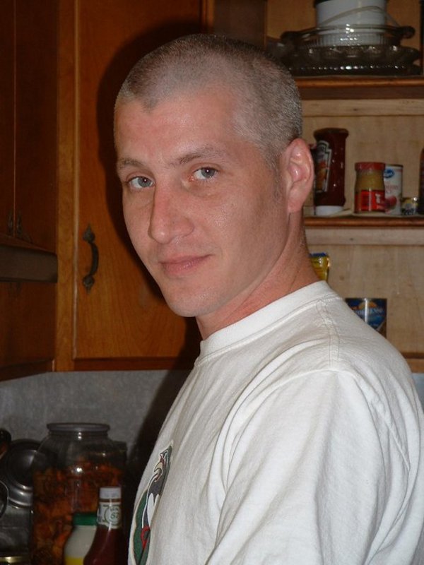 Date this charming United States man Tommyvfl from Littlestown US15453