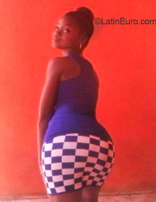Date this pretty Jamaica girl Anisha from Kingston JM2149