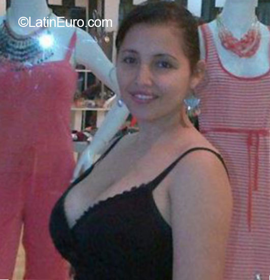 Date this charming Honduras girl Judith from La Ceiba HN1224