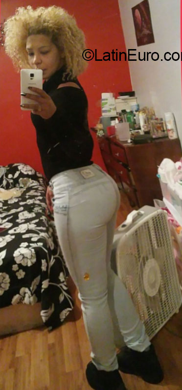 Date this georgeous United States girl Daiana from New York US15595