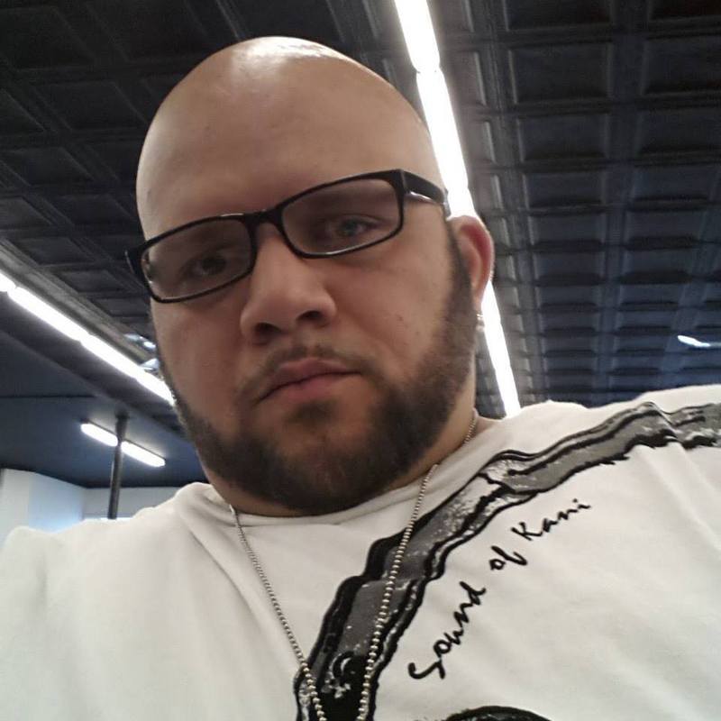 Date this nice looking United States man Edwin from Dorchester US15665