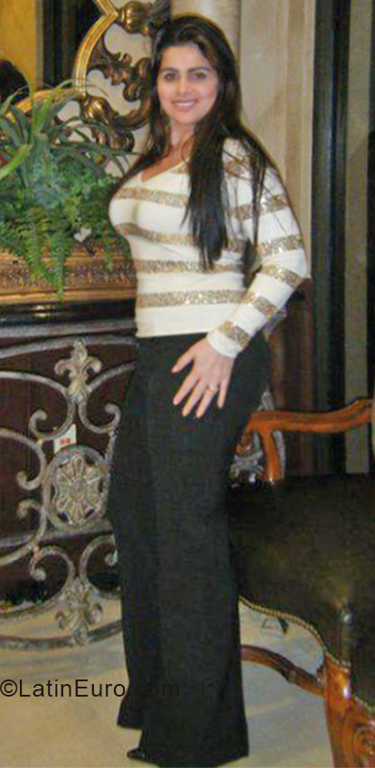 Date this charming Brazil girl Rose from Fortaleza BR9133