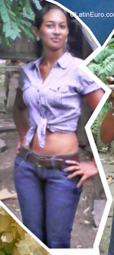 Date this lovely Honduras girl Marian from La Ceiba HN1395