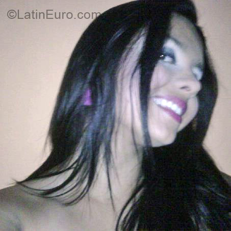 Date this voluptuous Venezuela girl Veronica from San Felipe VE373